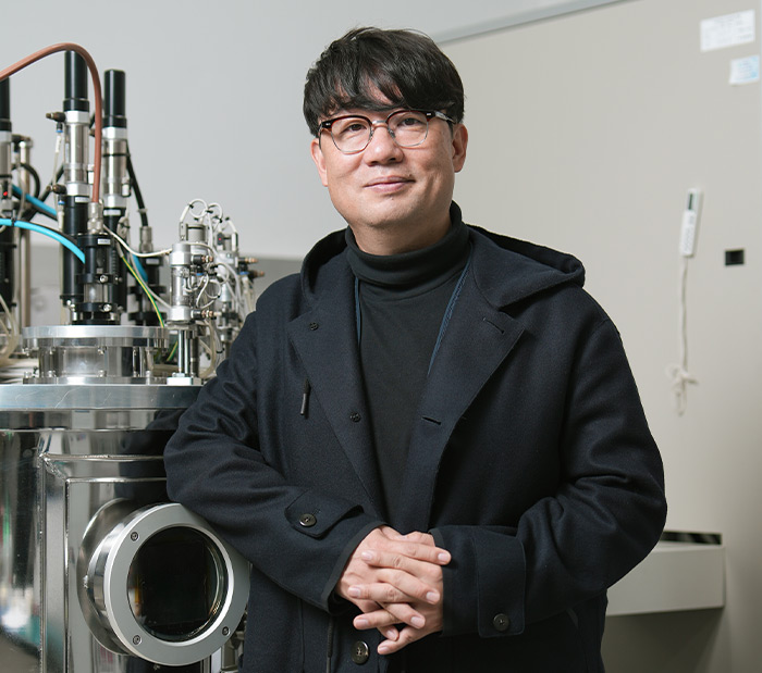Professor Kim Han-Ki's research group has developed specialized low-resistance/high-transparency ITO transparent electro